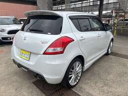 フルノーマル　リヤスポイラー