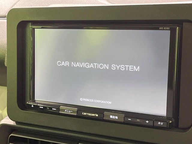 【ナビゲーション】使いやすいナビで目的地までしっかり案内してくれます。各種オーディオ再生機能も充実しており、お車の運転がさらに楽しくなります！！