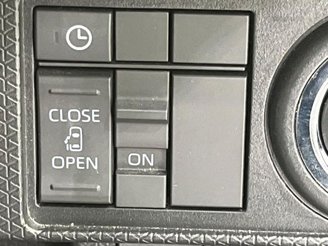【パワースライドドア】スマートキーや運転席のスイッチでスライドドアの開閉が可能♪電動だから力を入れてドアを開ける必要が無く、小さいお子様でも、重い荷物を持っている時もラクに開け閉めできます♪