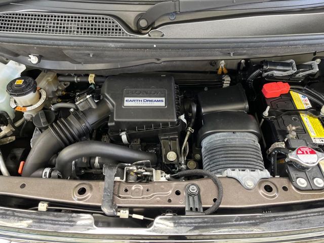 親切・丁寧な専門メカニックスタッフが応対！・車検・点検整備・事故等の修理などアフターサービスも安心。お車のカスタマイズもネクステージのサービススタッフまでご相談ください！