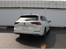 スマートなのに実用的！上質なステーションワゴンです♪