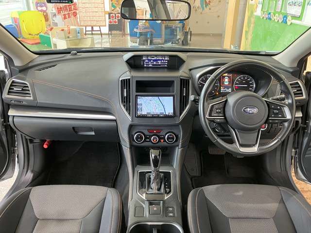 運転席に乗っているイメージをしながらご覧ください♪♪