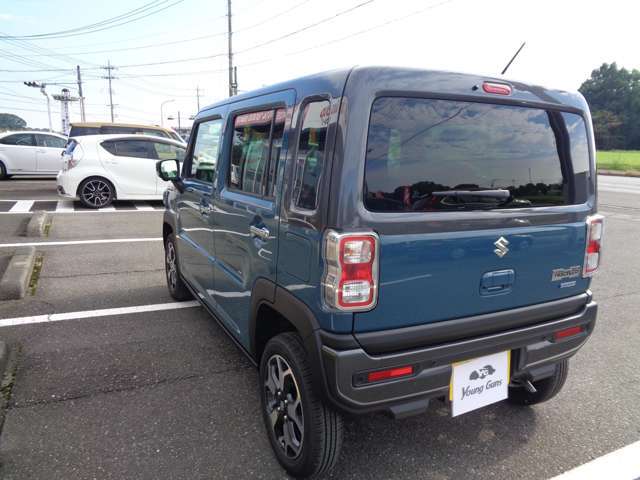 ★遠方のお客様へ★当社のお車をお買い上げいただいたお客様には、日本全国どこへでも納車させていただきます！北は北海道から南は沖縄まで可能ですのでご安心ください！