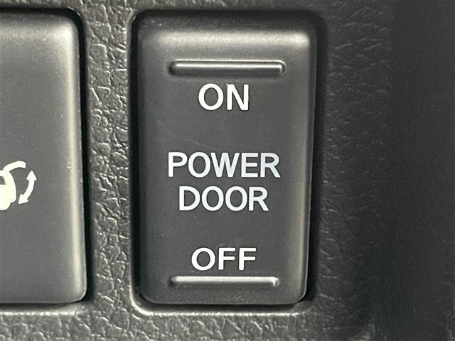 店舗にて現車の確認もいただけますので、お電話で在庫のご確認の上是非ご来店くださいませ！！！