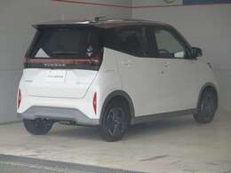 電気自動車の軽だから、運転ラクラク！力強い加速は軽ターボ車の2倍！スムーズな発信で運転が楽しくなる。
