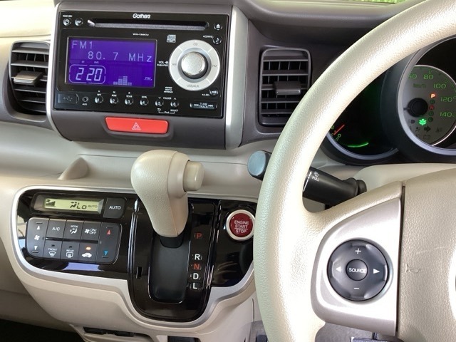 ホンダ純正CDチューナー搭載です。ドライブのお供に。