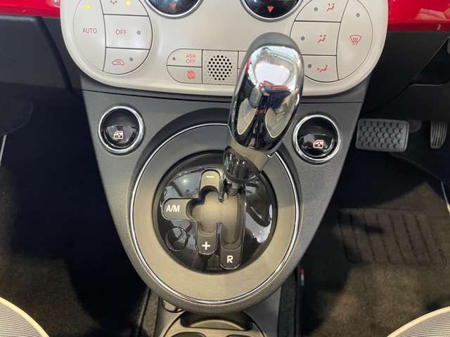 ご不明点など車両詳細等も店舗スタッフまでお問い合わせください。通話無料専用フリーダイヤルもご用意しております。0078-6003-131354　ご利用ください。