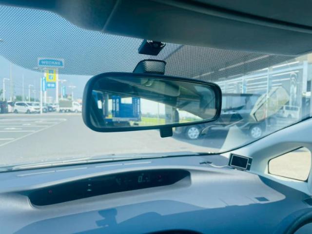 お車に合わせて無料保証以外にも、保証範囲、期間、距離を拡充させた有料保証もご用意しております！中古車の購入が初めてで不安・・・というお客様もご安心ください！