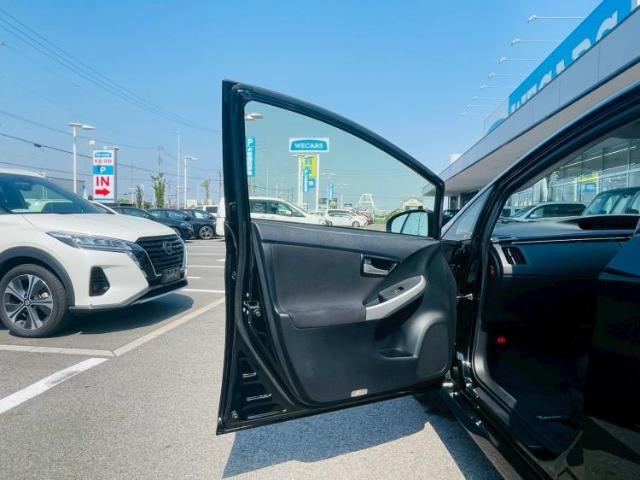 WECARS（ウィーカーズ）は全国250店舗展開！お客様が安心してカーライフをお楽しみいただけるよう社員一同心を込めてサポートいたします。