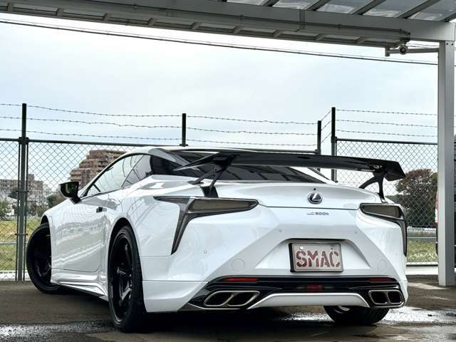 装備：マークレビンソン/ARTISAN SPIRITS製GTウィング/ADVAN RacingGT21インチAW/前後ドライブレコーダー/シートヒーター/ベンチレーション/地デジTV/GPSレーダー/レーンキープアシスト