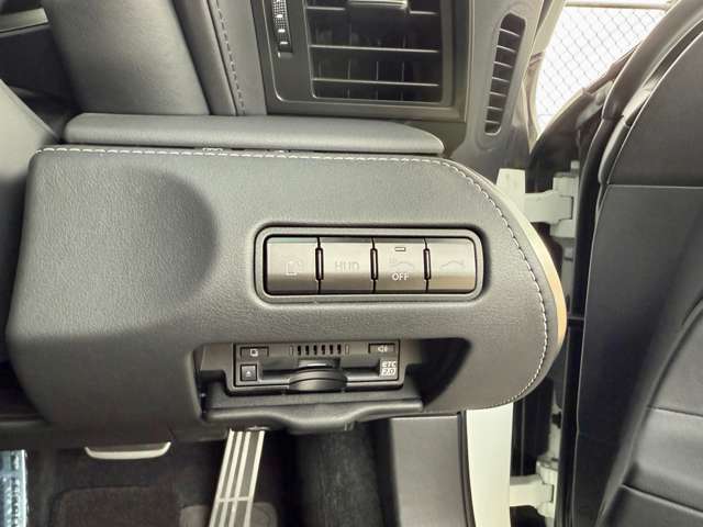 装備：マークレビンソン/ARTISAN SPIRITS製GTウィング/ADVAN RacingGT21インチAW/前後ドライブレコーダー/シートヒーター/ベンチレーション/地デジTV/GPSレーダー/レーンキープアシスト