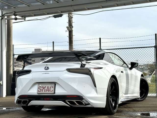 装備：マークレビンソン/ARTISAN SPIRITS製GTウィング/ADVAN RacingGT21インチAW/前後ドライブレコーダー/シートヒーター/ベンチレーション/地デジTV/GPSレーダー/レーンキープアシスト