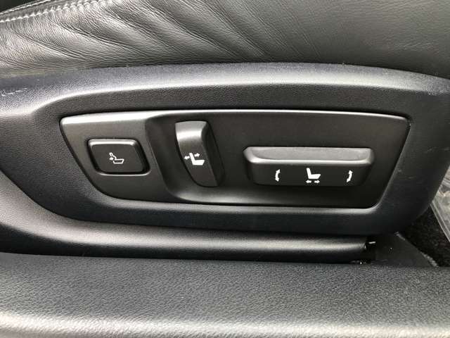 旧車・中古車！お車の事ならカーショップアズ♪【TEL(無料)　0078-6002-708147】自社工場完備なので、ご購入後のアフターフォローもお任せ下さい！