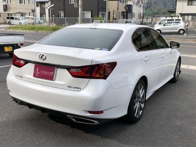 旧車・中古車！お車の事ならカーショップアズ♪【TEL(無料)　0078-6002-708147】自社工場完備なので、ご購入後のアフターフォローもお任せ下さい！