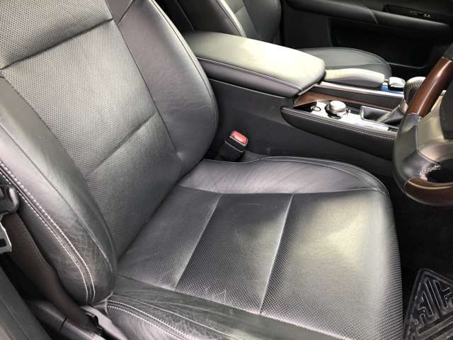 旧車・中古車！お車の事ならカーショップアズ♪【TEL(無料)　0078-6002-708147】自社工場完備なので、ご購入後のアフターフォローもお任せ下さい！