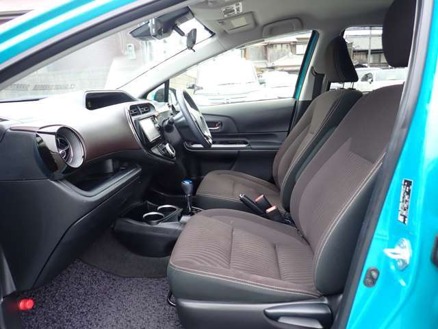 G専用ブラウンシート内装