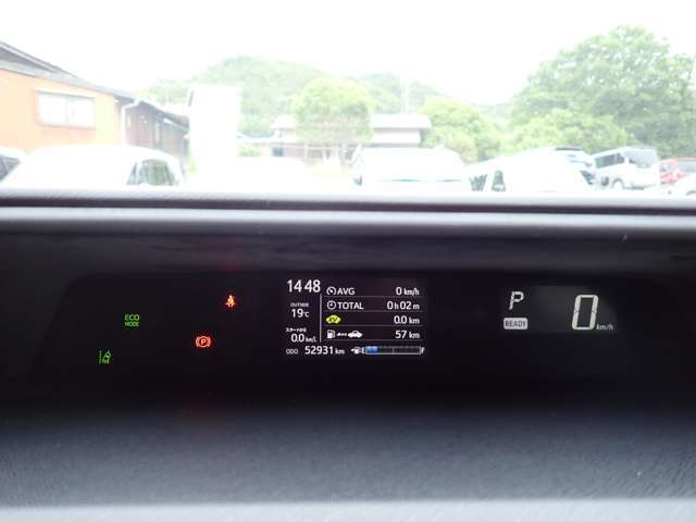 こちらのお車は後期型となります（＾＾♪車の「前期」「後期」とは、マイナーチェンジのことです。後期型は前期型の問題点を改善したり改良を加えたりしているため、車の総合的な性能アップ、信頼性が高くなります！