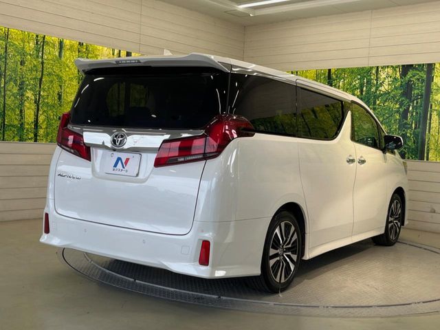 ☆全国のネクステージからお取り寄せが可能※！遠方の店舗に展示してあるクルマが気になる場合も、最寄りの店舗でご覧いただくことが可能です！是非私たちに要望をお聞かせください！※別途費用