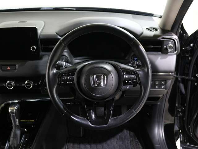 ホンダセンシング装備で高速道路も快適です。