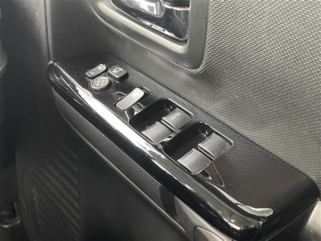 【窓操作部】軽い力で、窓を開けたり閉めたりすることができます！掲載箇所以外にご希望の写真がございましたら、お気軽にお問い合わせ下さい！メールや郵送でお送りさせていただきます。