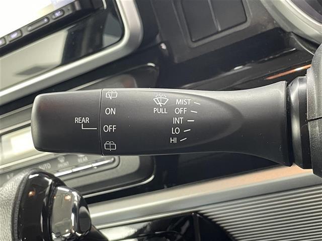 【運転席操作部】快適なドライブを楽しむための機能が装備されています！運転席から触れるので、使いやすいです！除菌プランいれていただくと、さらに清潔で安心していただけます！