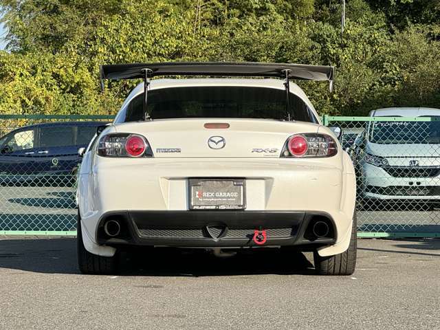 マフラーはFEEDが入っています！