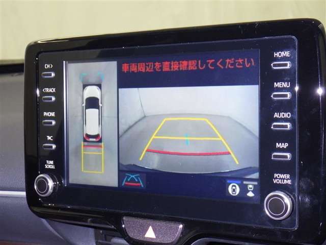 パノラミックビューモニターシステムが付いているので車の上から見た映像が確認できますよ。