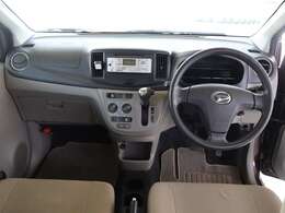 シンプルなデザイン。ダイヤル式で視認性も高く操作もしやすいです。