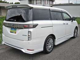 ★インテリジェントBSI（後側方衝突防止支援システム）＋BSW（後側方車両検知警報）★RCTA（後退時車両検知警報）★踏み間違い衝突防止アシスト★標識検知機能（侵入禁止、MAX速度、一時停止）