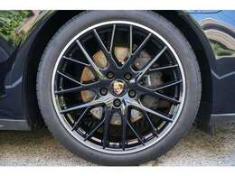 セラミックプロ、ハイモースコート、ジーゾックス、エシュロンなど各種ボディーコーティング。ホイール、インテリア、レザーシート、ウィンドガラス、ベタツキ除去などコーテイングのプロスタッフが施工します。