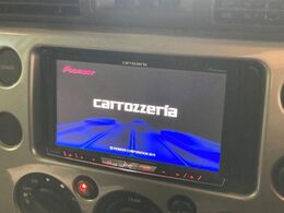 【純正ナビ】人気の純正ナビを装備。オーディオ機能も充実しており、Bluetooth接続すればお持ちのスマホやMP3プレイヤーの音楽を再生可能！毎日の運転がさらに楽しくなります！！