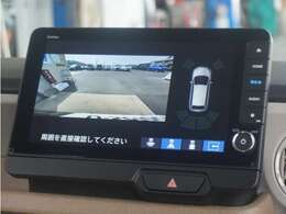 ◆バックカメラ◆リバースにするだけで映ります、後方の安全確認や、狭い駐車場での車庫入れ、雨の日や夜間など視界の悪い時に便利です！安全にバックする為には欠かせない装備です。