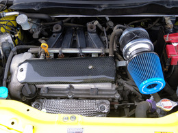 人気の低価格車・軽自動車を常時50台以上取り揃えております