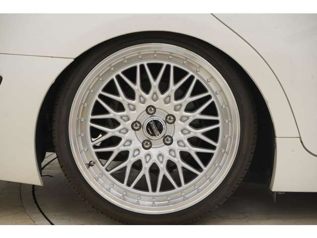 FTX19インチを装着しております！マークxとの相性ばっちりです！