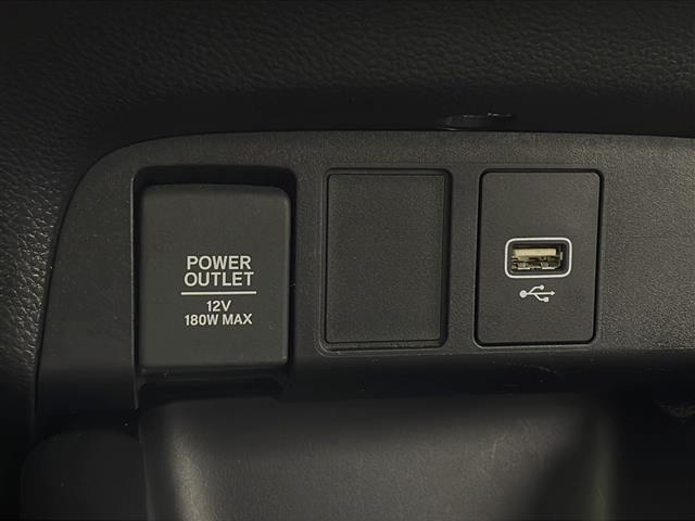 【運転席操作部】快適なドライブを楽しむための機能が装備されています！運転席から触れるので、使いやすいです！除菌プランいれていただくと、さらに清潔で安心していただけます！
