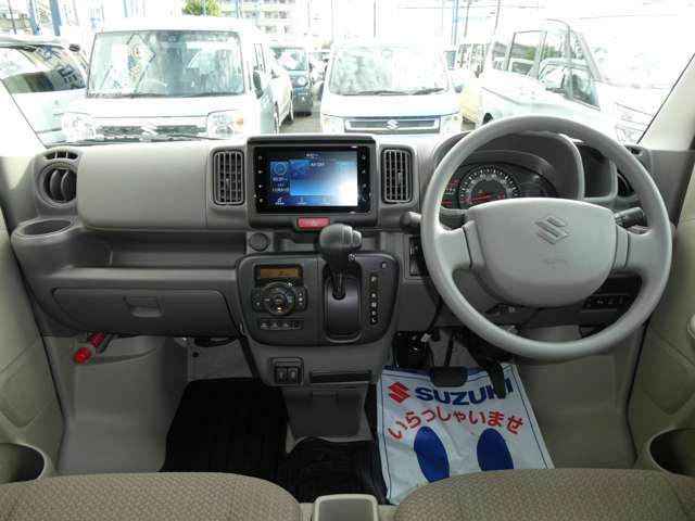 整備工場併設ですのでご購入後の定期点検や車検などのアフターメンテナンスもお任せください。