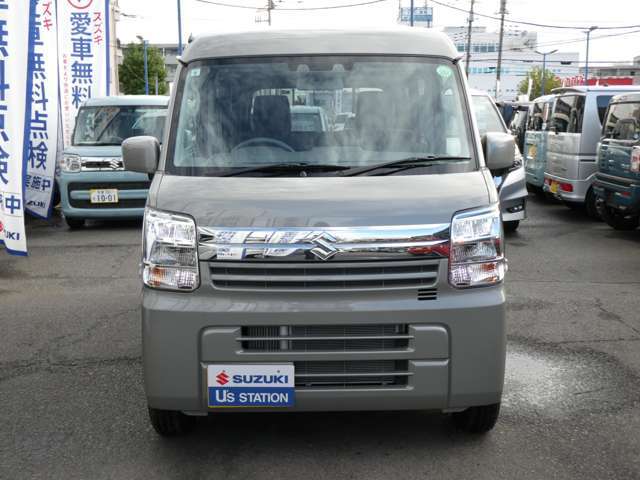 お買い得なナビゲーション、ETC、ドライブレコーダーもご用意しております。お気軽にご相談ください。