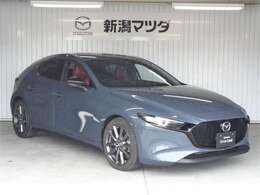 新潟マツダ自動車の中古車をご覧いただき誠にありがとうございます。ぜひ一度ご来店いただき、展示車をご覧になっていただければと思います。ご来店をスタッフ一同心からお待ちしております。