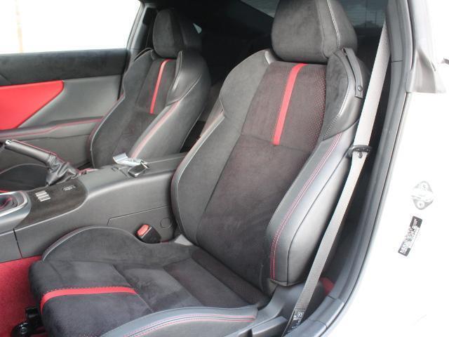 ハーフレザーシート！シートヒーター付き！