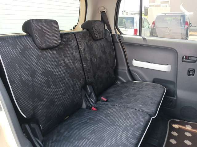 お客様に隅々まで見ていただけるよう展示車両は常に綺麗に仕上げております！お客様のご来店、スタッフ一同心よりお待ち申し上げます。