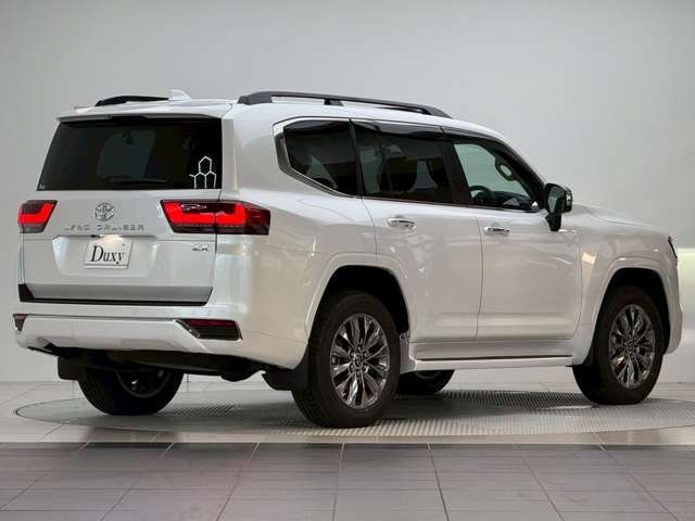 掲載車両以外にも対応可能です。ご希望のボディーカラー、グレード、装備やオプションをお聞かせ下さいませ。
