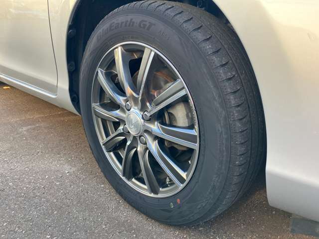 ★当店展示場にはNETに掲載されていない、登録（届出）済未使用車や厳選仕入れの中古車もラインナップしてございます！是非、お客様のお車選びを当店にお手伝いさせて頂けると嬉しいです(^^♪