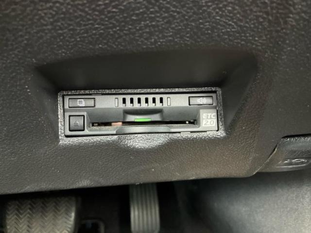 お車に合わせて無料保証以外にも、保証範囲、期間、距離を拡充させた有料保証もご用意しております！中古車の購入が初めてで不安・・・というお客様もご安心ください！