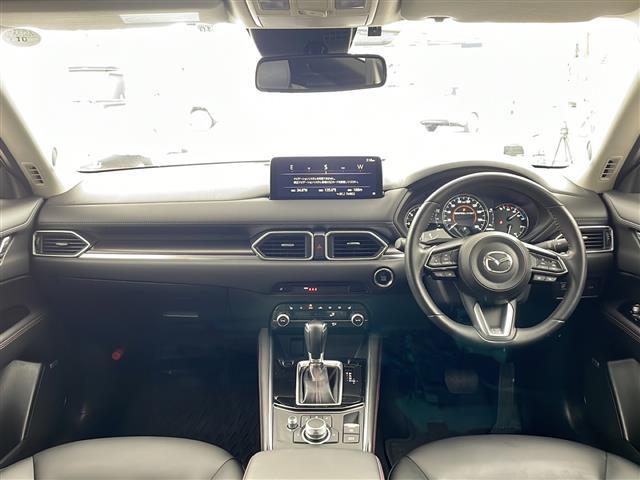 車間認知支援システム・車線逸脱警報システム・ブラインドスポットモニタリング・クルージング＆トラフィックサポート・ハンズフリー機能付パワーリフトゲート・革巻きステアリング・ステアリングスイッチ