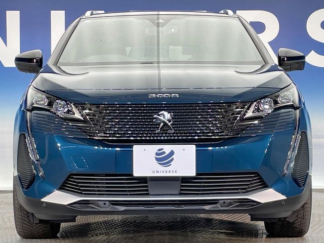 高透明度のガラス皮膜で撥水はもちろん、上質なツヤ・光沢を実現。紫外線や酸性雨から大切な愛車を保護し、色あせ・劣化を防止。「弾スプラッシュコート」、「弾プリミッサコート」からお選びいただけます。