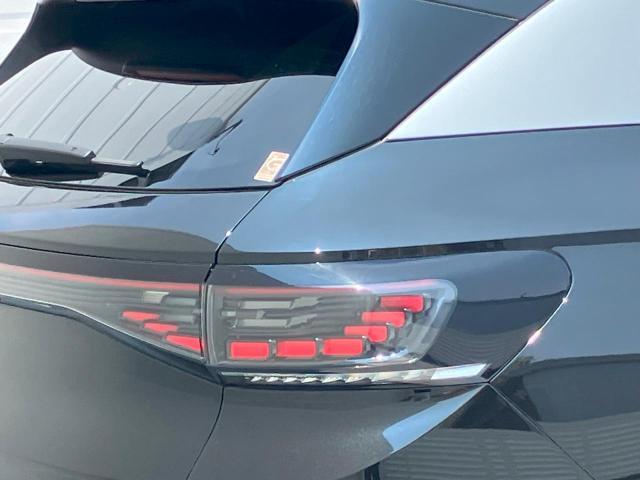 LEDテールランプはダイナミックターンインジケーター(流れるウインカー)