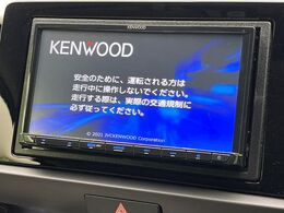【ナビゲーション】目的地までしっかり案内してくれる使いやすいナビ。Bluetooth接続すればお持ちのスマホやMP3プレイヤーの音楽を再生可能！毎日の運転がさらに楽しくなります！！