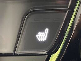 【シートヒーター】寒い日に重宝するシートヒーター！エアコンより早く温まってくれるので寒がりの人も安心ですね♪エアコンの温風は乾燥するから苦手、という方にもをおすすめです。