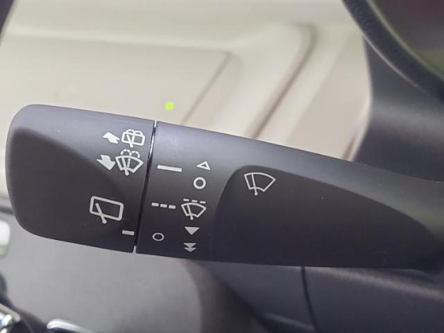 こちらのお車はいかがでしょうか？少しでも気になっていただけましたら是非お問い合わせください！さらにお車の詳細をお送りいたします！