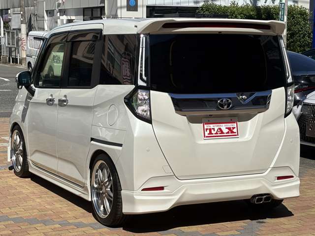 展示前に内外装のクリーニングは徹底的に行います！「ほんとに中古車？？」といわれるほど、弊社は内外装のクリーニングに力を入れております！期待は裏切りませんので、ぜひ現車にてご確認下さい！！